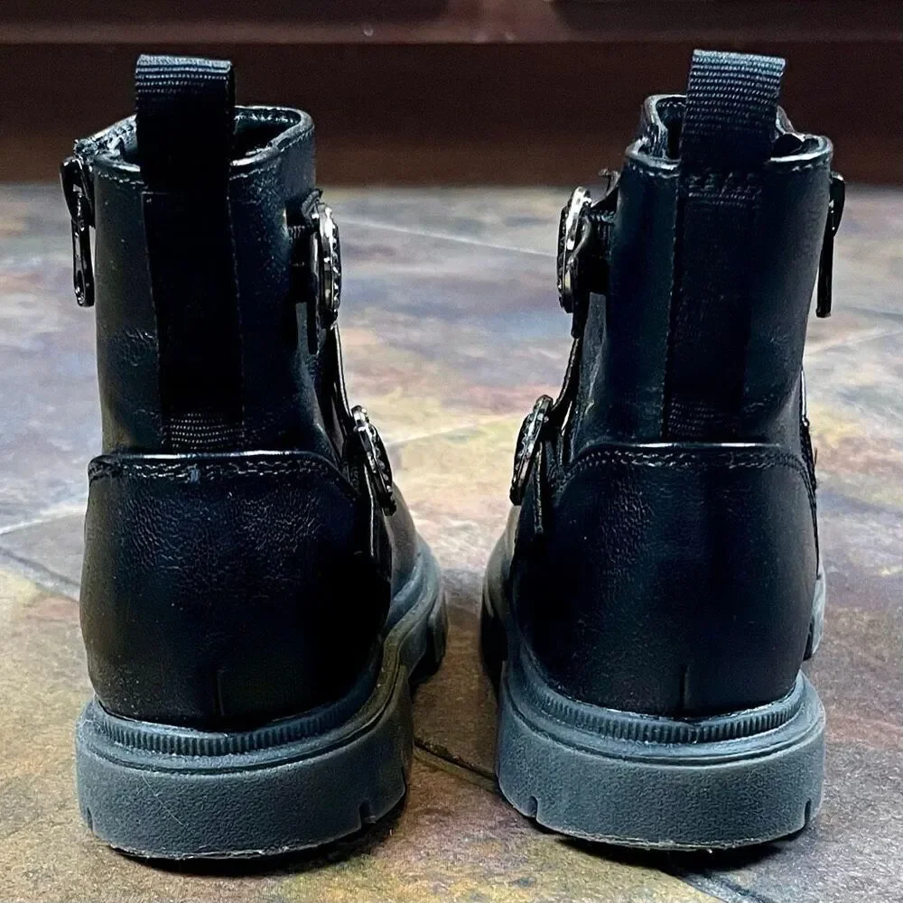 Cat & Jack Evie Lug Sole Black Ankle Boots 11